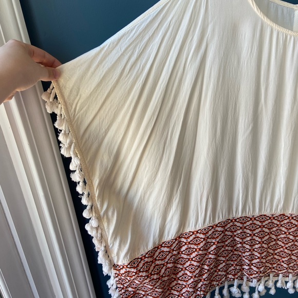 Doe & Rae Batwing Top- Size S (Like New) - Picture 2 of 6